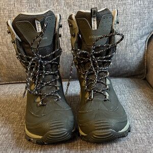 Columbia Black Bugaboot Insulated Boots size 8 women’s